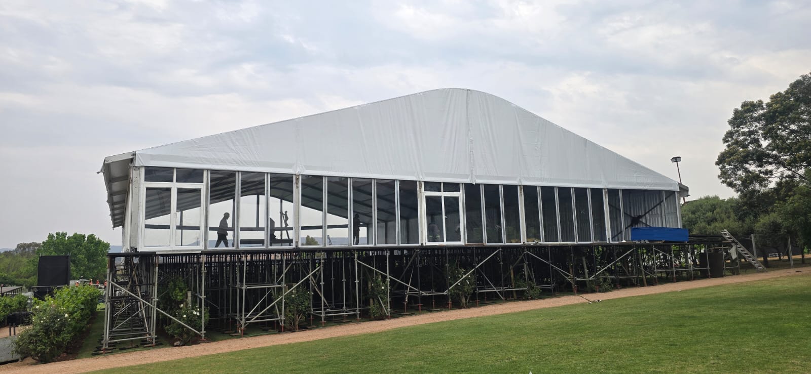 RAK Structures Curved Standard Structure